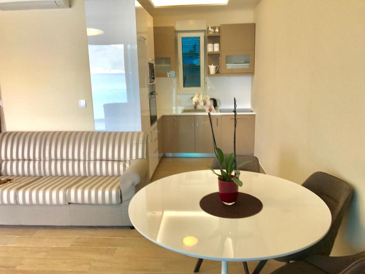 Lux Apartments Krasići المظهر الخارجي الصورة